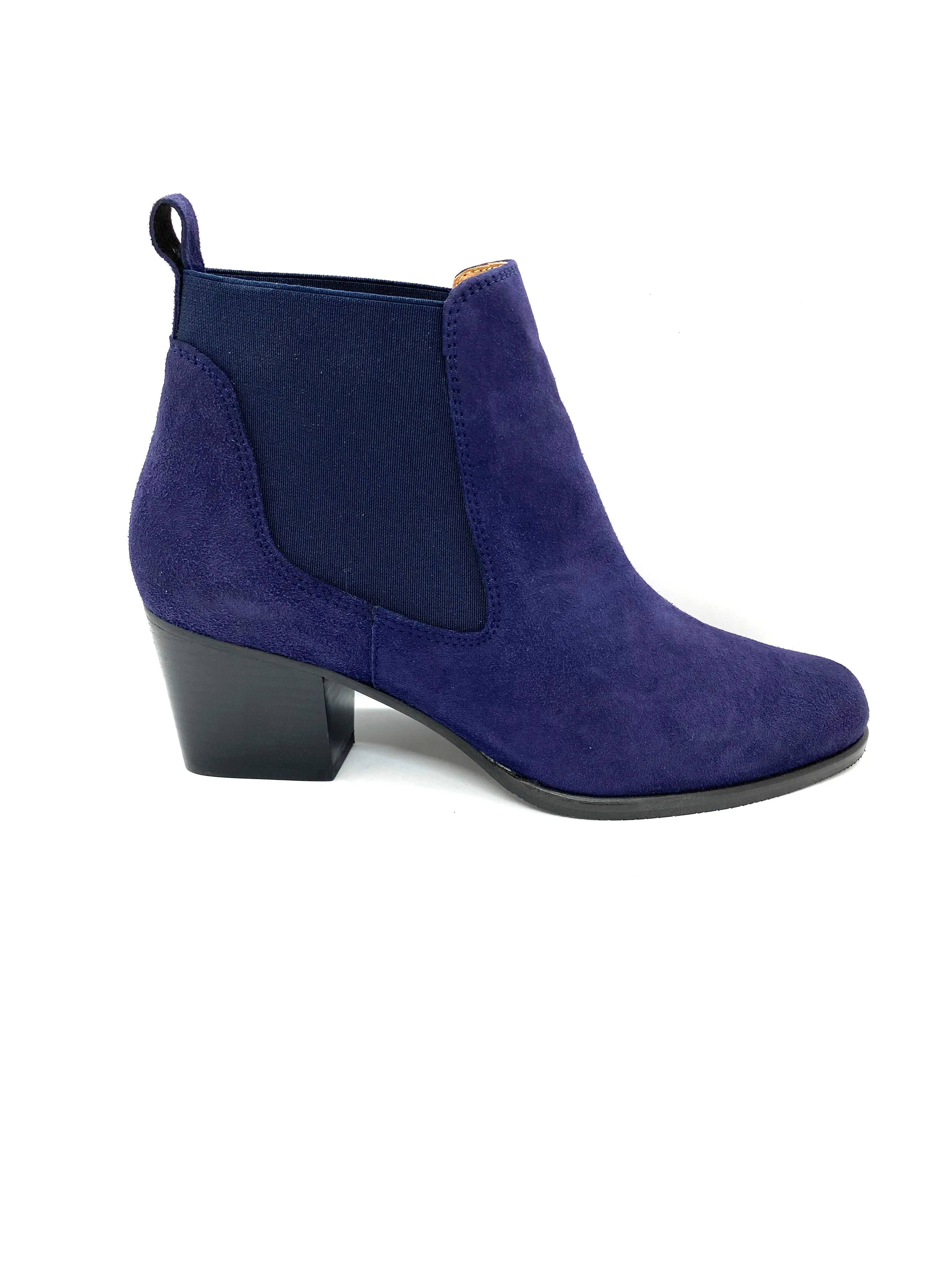 Chelsea Boot Block High Heel Ankle Boot