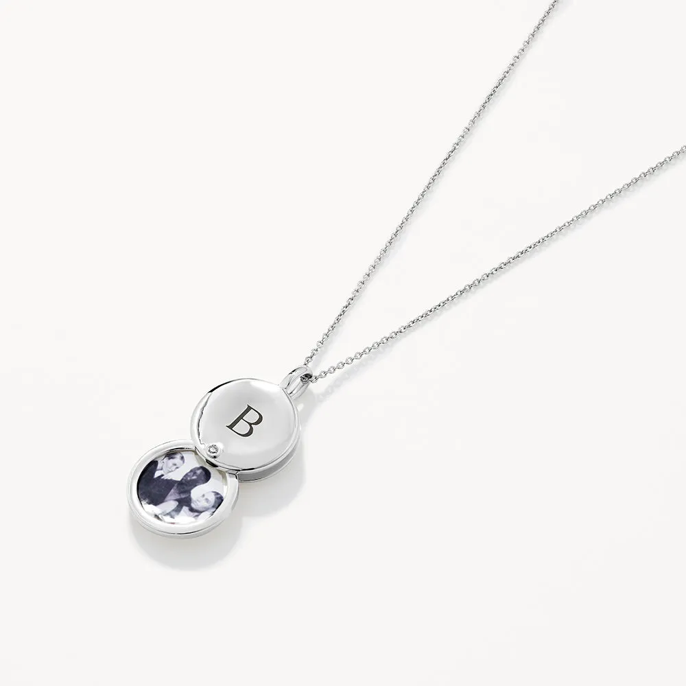 Engravable Circle Flip Locket Necklace in Silver