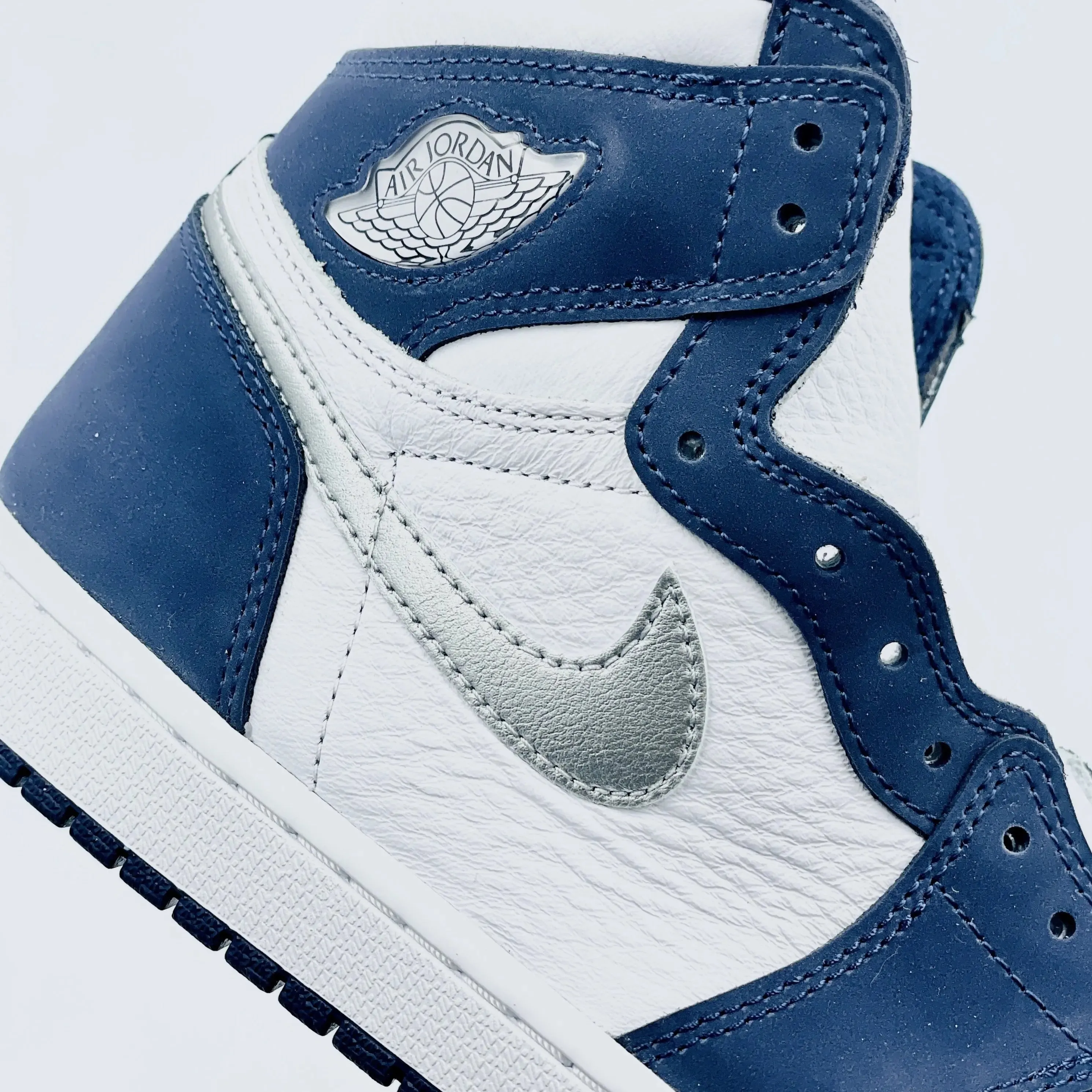 Jordan 1 Retro High CO.JP Midnight Navy